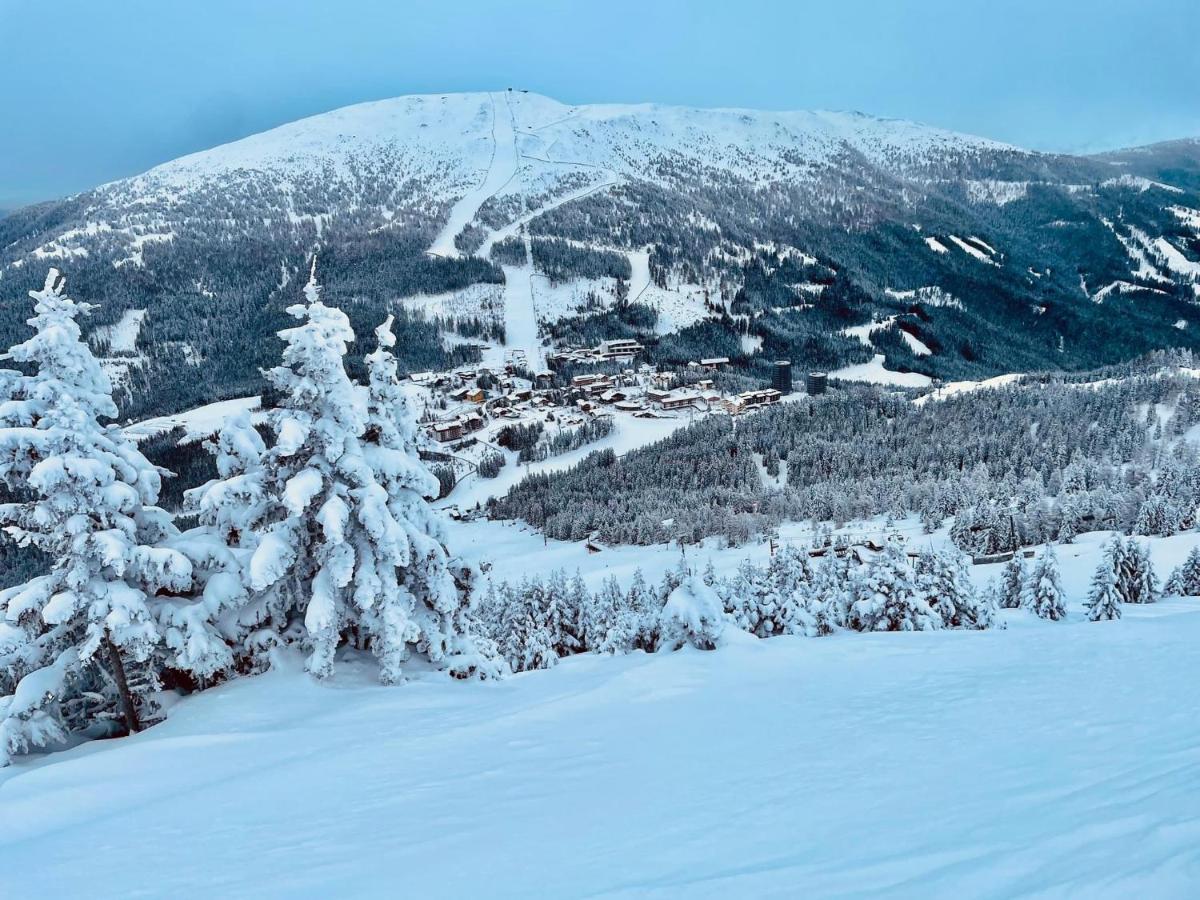 Large Family Holiday Home Siren Stays Leoben  エクステリア 写真