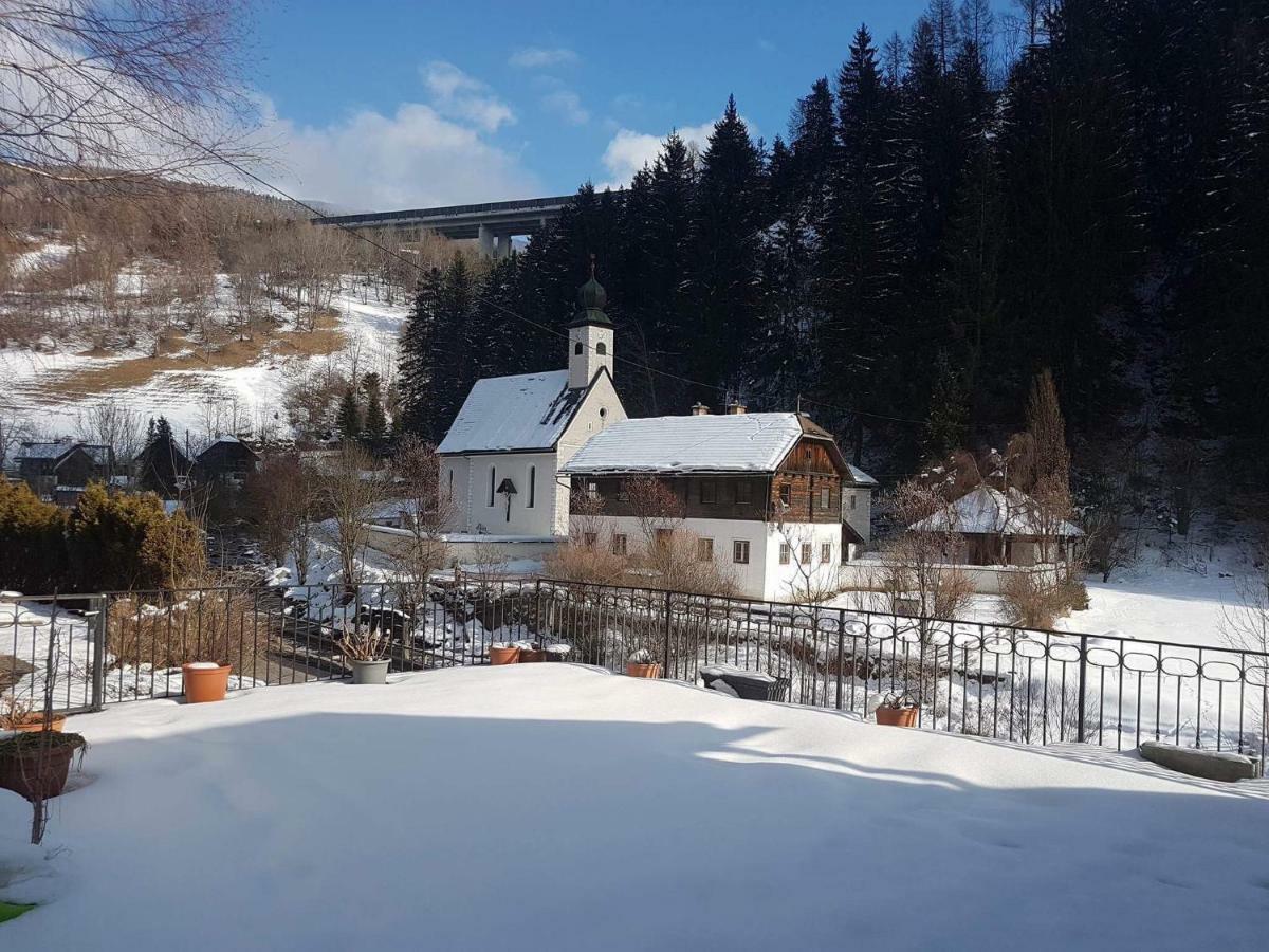 Large Family Holiday Home Siren Stays Leoben  エクステリア 写真