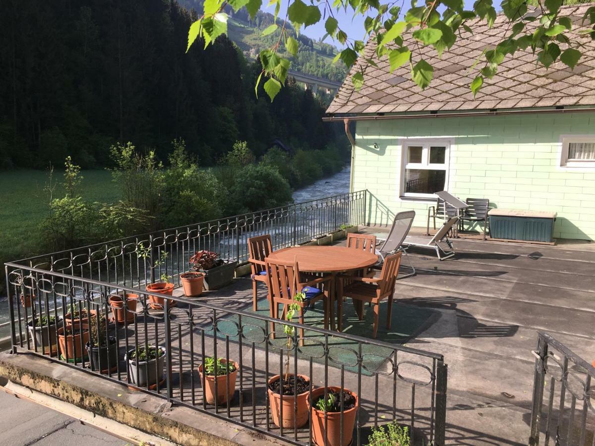 Large Family Holiday Home Siren Stays Leoben  エクステリア 写真